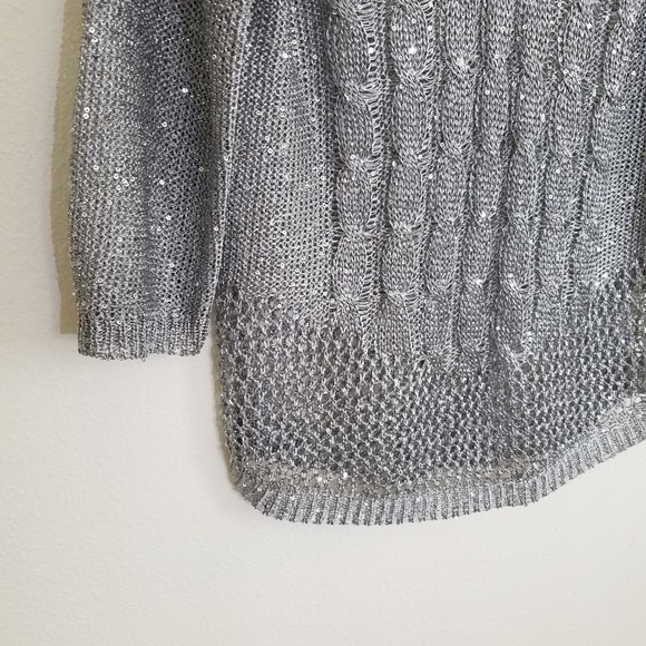 Top - Picture 3 of 5